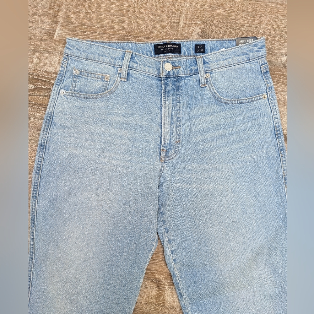 NWT Lucky Brand Mid Rise Authentic Straight Leg Cropped Jeans Size 10, 30 - Picture 2 of 13